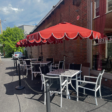 Outdoor-Seating-598fb1dc8dd7ff77f6917ad7baa4153f